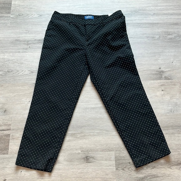 Old Navy Black and White Polka Dot Harper Cropped Pants - Picture 1 of 7